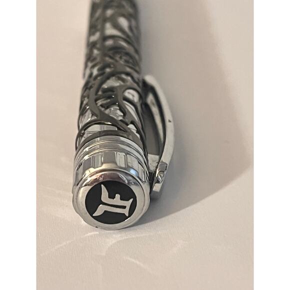 T F Est. 1968 No. 029 Ballpoint Pen, Silver/Black - Picture 5 of 16